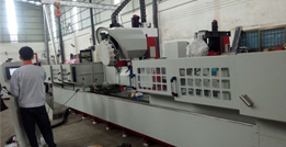 如何測試數控鉆孔機？